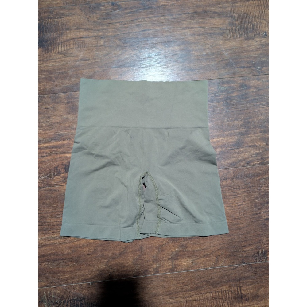 SKIMS Solutionwear Sculpting Shorties‎ Olive Green Size S F1